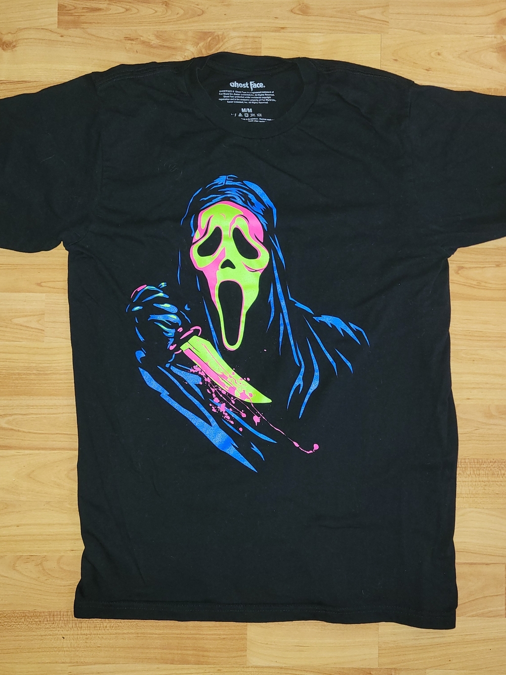Scream Ghost Face Neon Retro Horror Tee, Medium